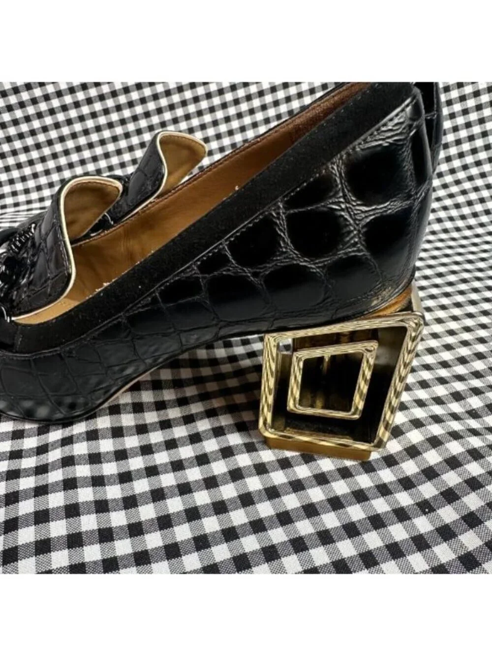 Tory Burch statement tory